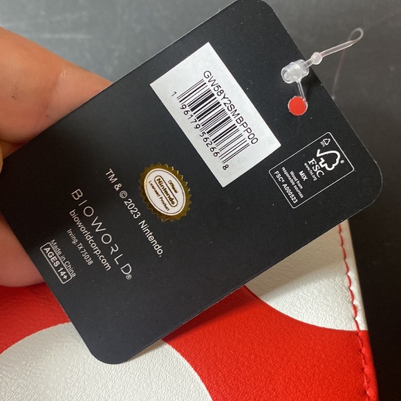 NEW Super Mario Toad Bifold Rectangle Leather Wallet Red White - Picture 6 of 6